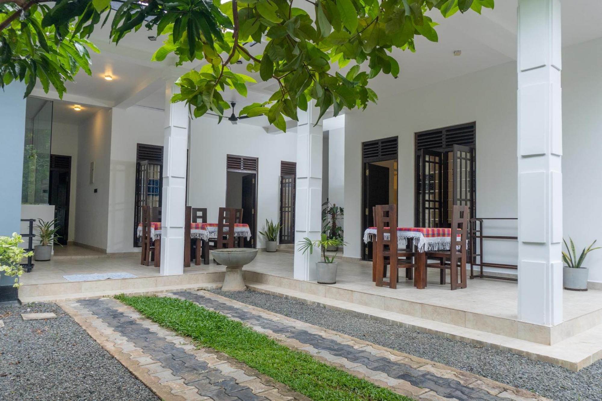 Blue Heaven Villa Ahangama Exterior photo