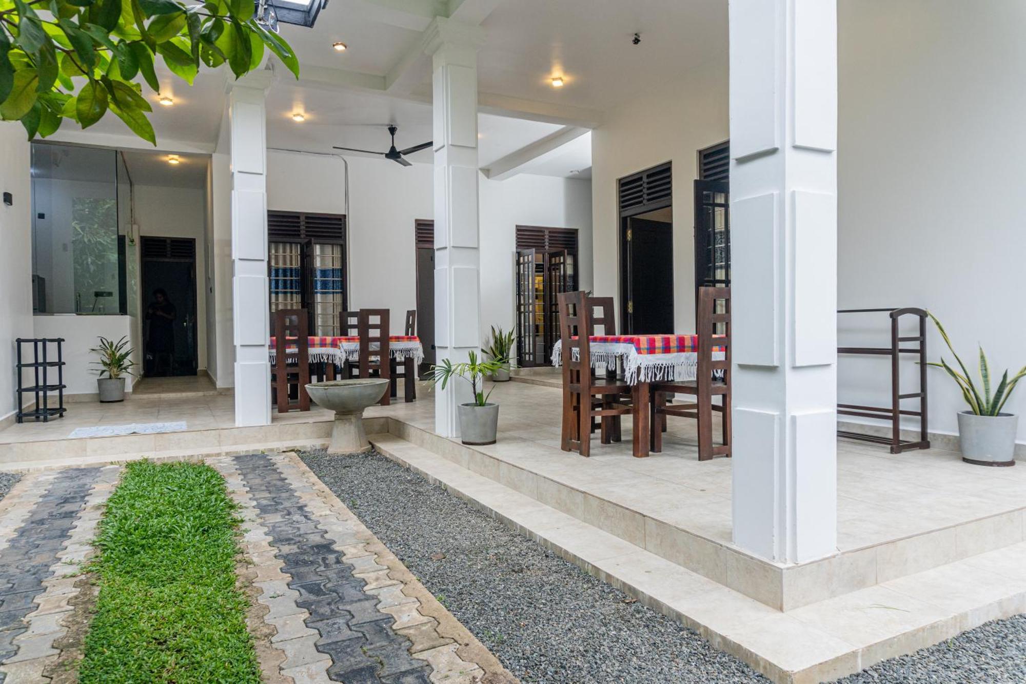 Blue Heaven Villa Ahangama Exterior photo